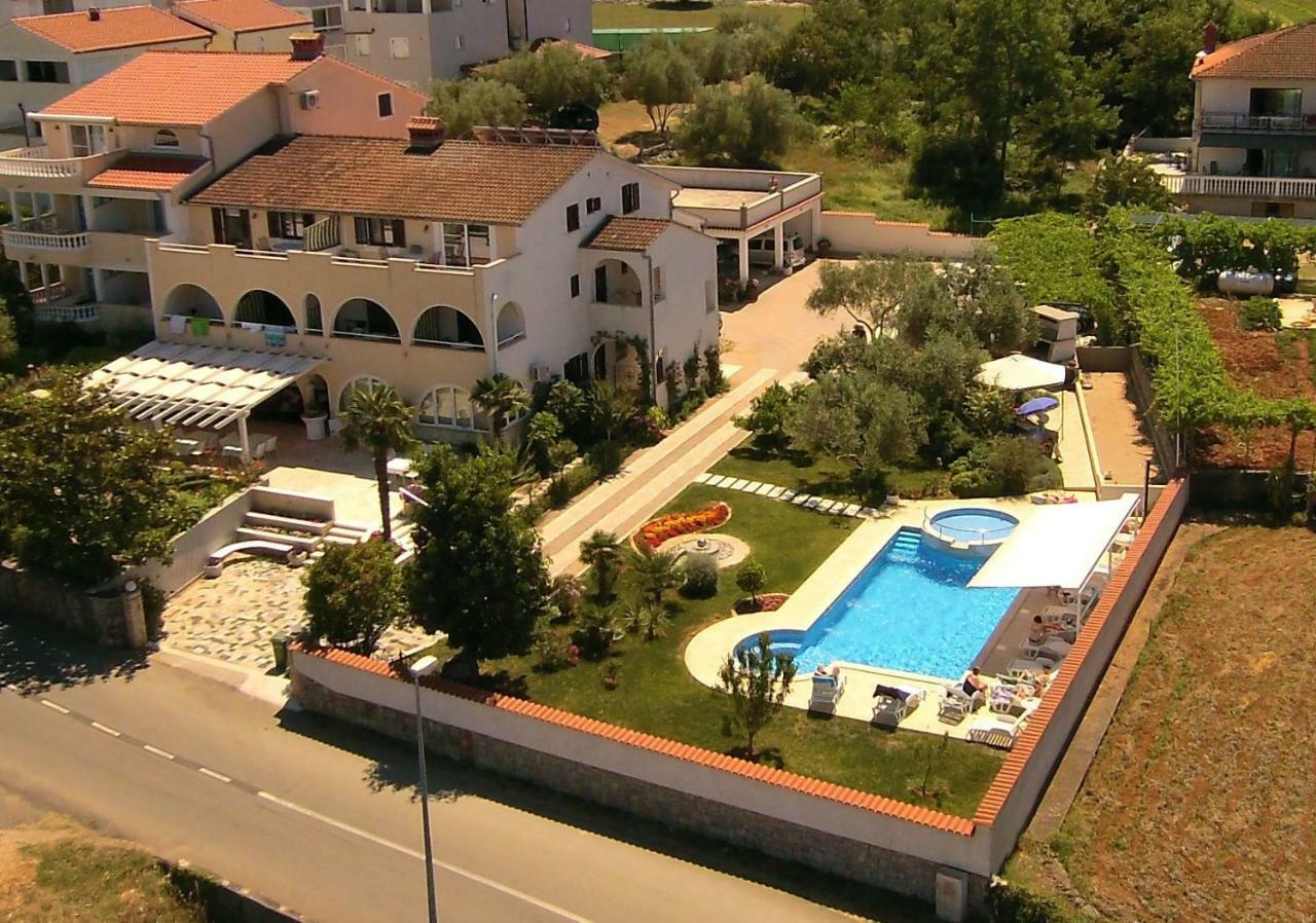 מאלינסקה B&B Dujmovic מראה חיצוני תמונה